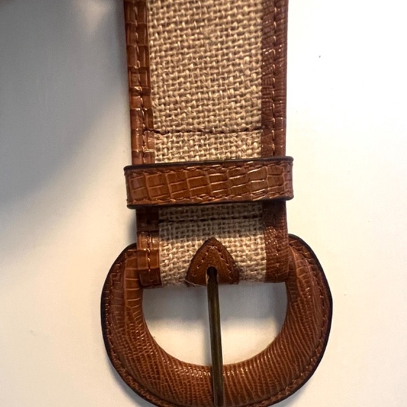 Banana Republic Size Medium Leather belt - Picture 3 of 6